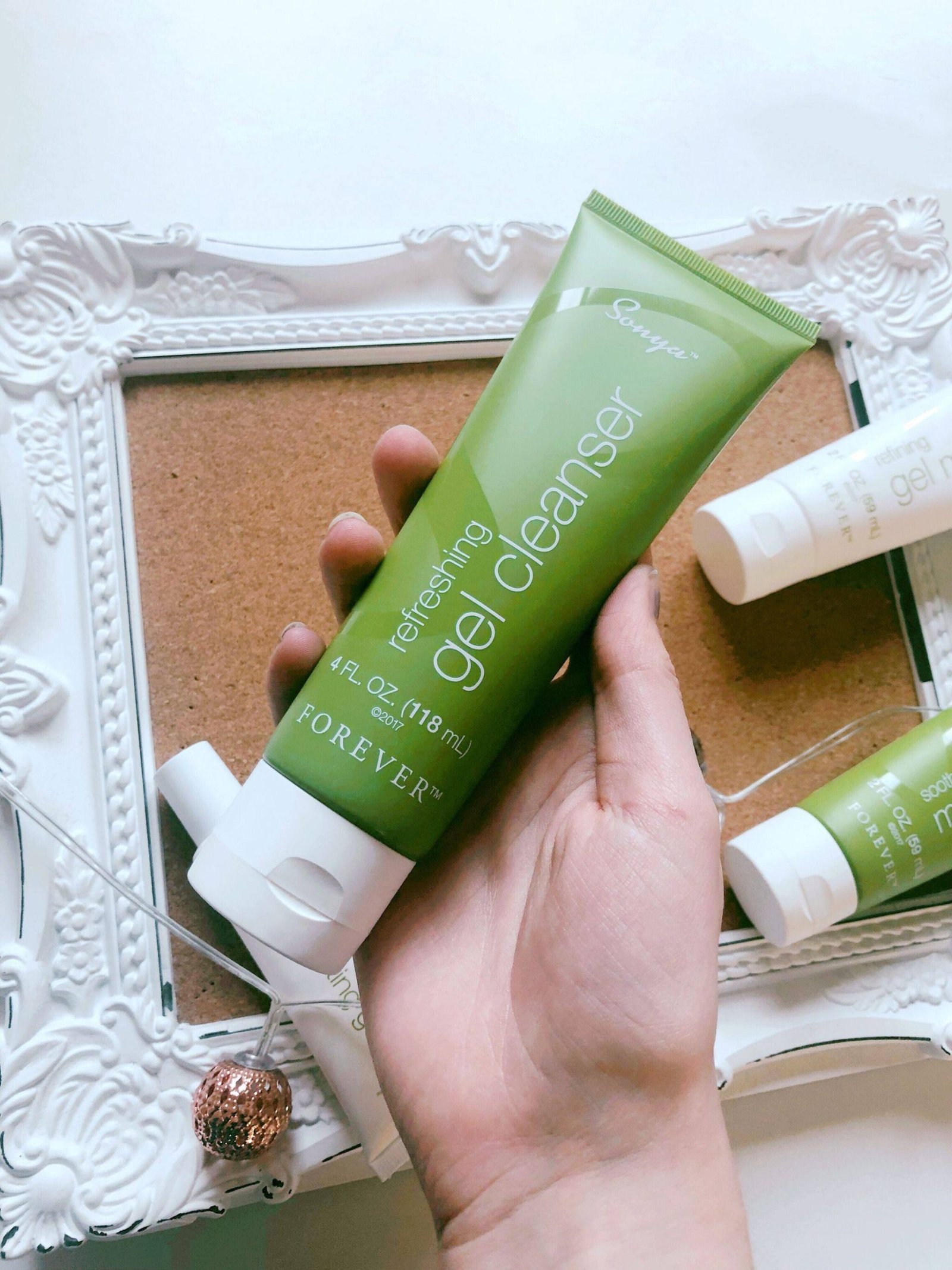 Sonya™ Refreshing Gel Cleanser 10 df0d8faec18d85751d18147f7907c31f scaled